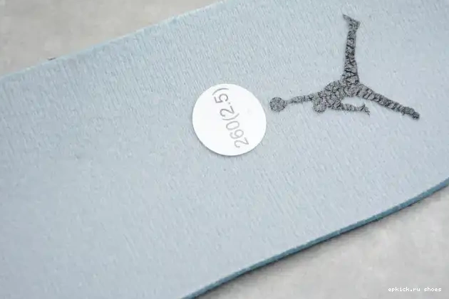 Rep 1 Light 554724-092 Jordan Mid Grey Smoke AIR 0421